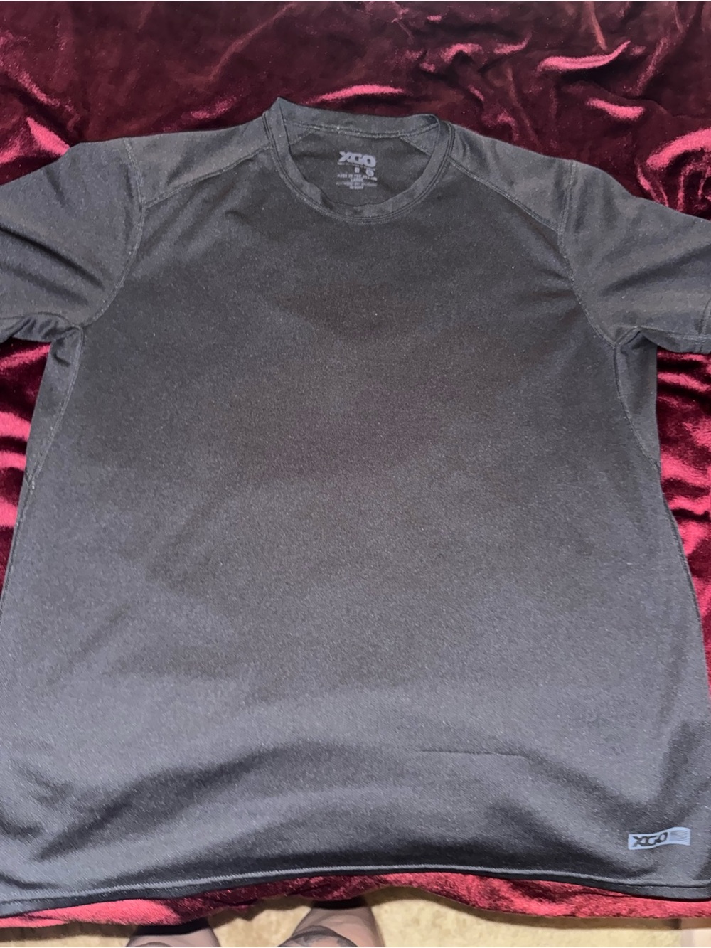 Men's grayPerformance Crew Neck Shirt